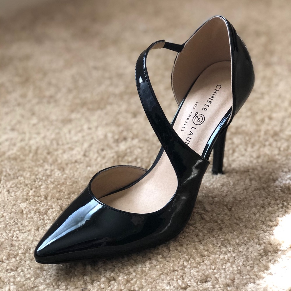 Chinese Laundry Black patent leather heels